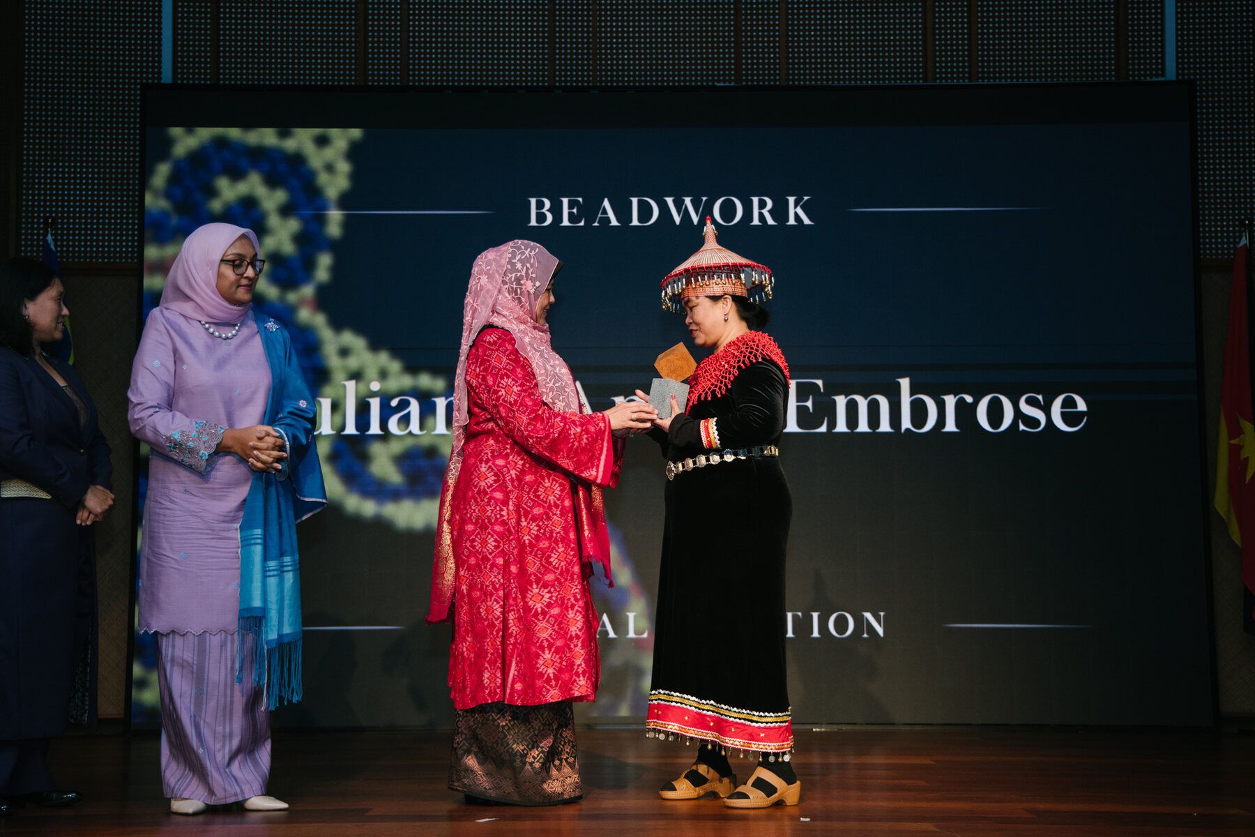 Behind the scenes on Hasanah Gold Threads Awards 2024, photo 4